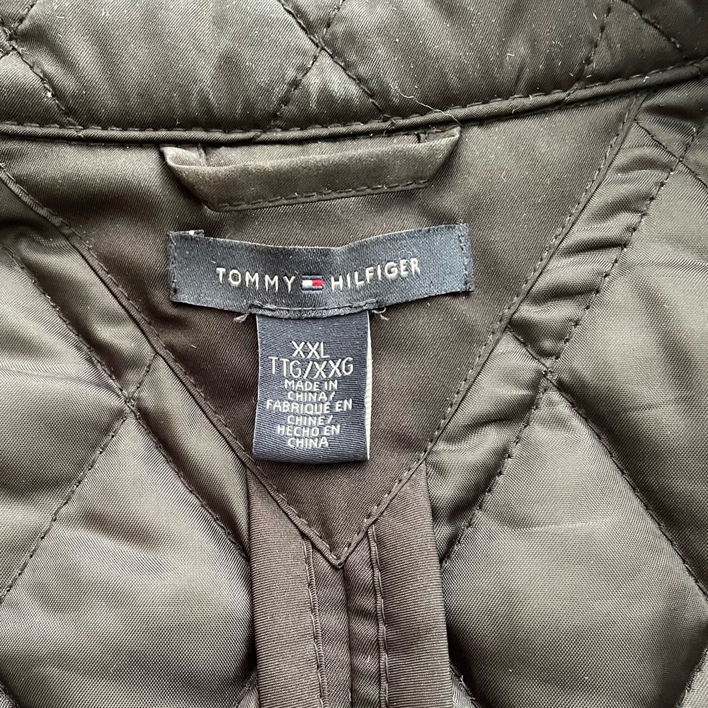 Tommy Hilfiger women’s jacket.  Color is black and size is XXL.